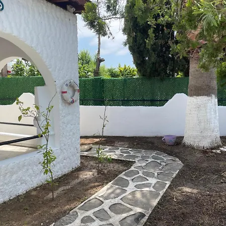 מלון Yalikavak House *
